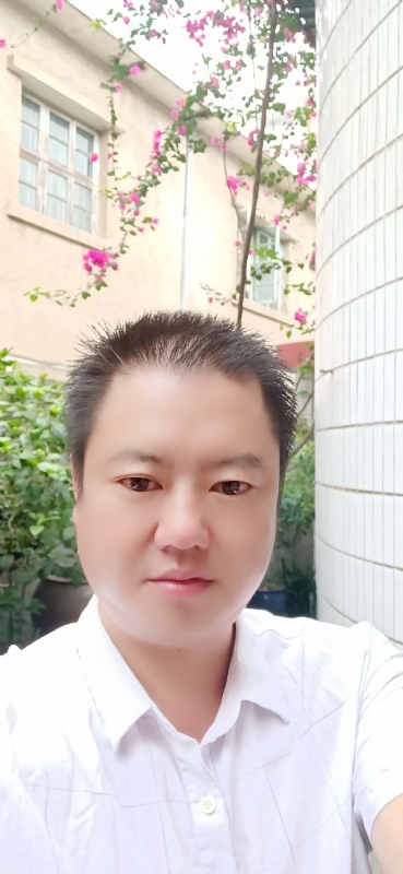 陈欢翔的第一张照片--赣州中老年相亲网